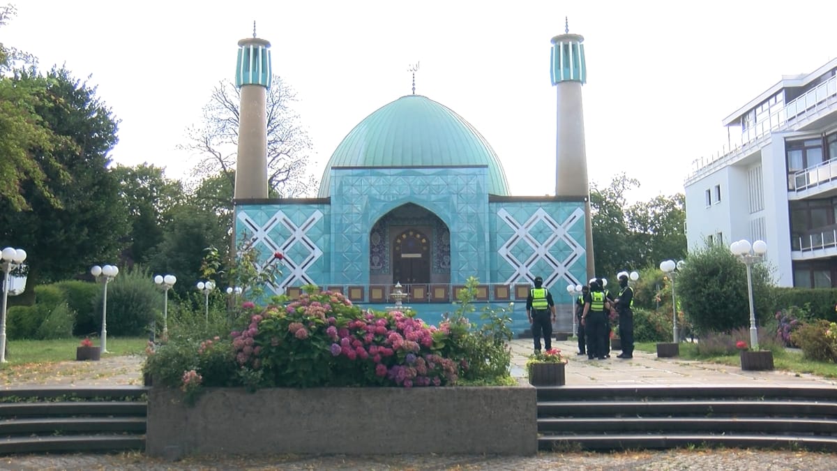 Nach Verbot des IZH: Wie geht es nun für die Blaue Moschee weiter?