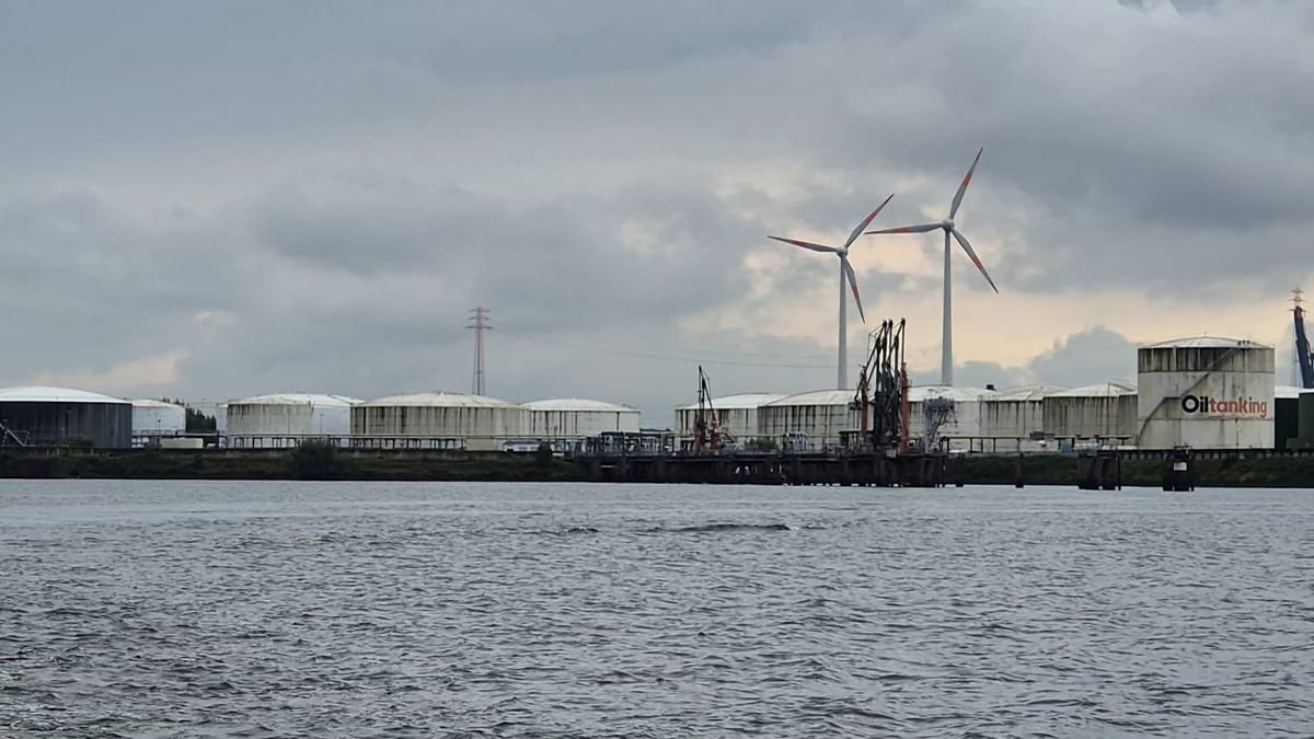 Hafen: Bundesministerin Schulze und Peter Tschentscher besuchen künftiges Ammoniak-Importterminal