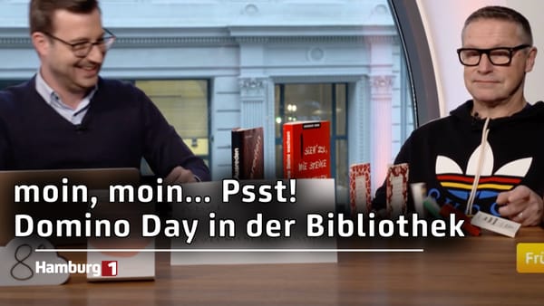 Psst! Domino Day in der Bibliothek