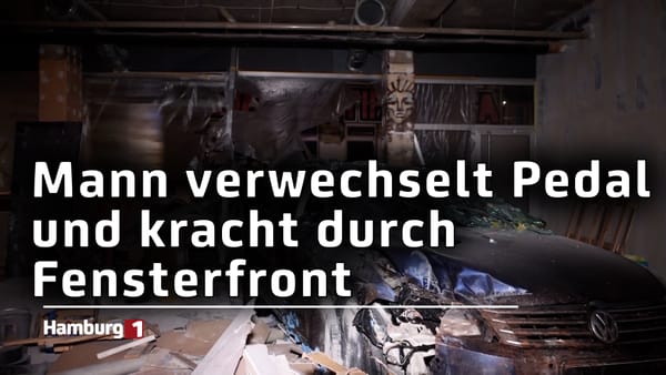 Hamburg-Harburg: Mann beim Einparken Gas und Bremse miteinander verwechselt